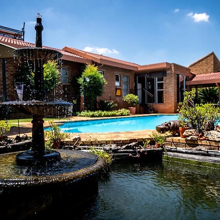 Asante Guest House バンダービールパーク エクステリア 写真