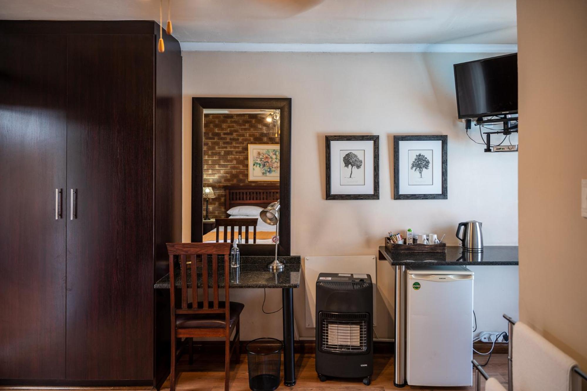 Asante Guest House バンダービールパーク エクステリア 写真