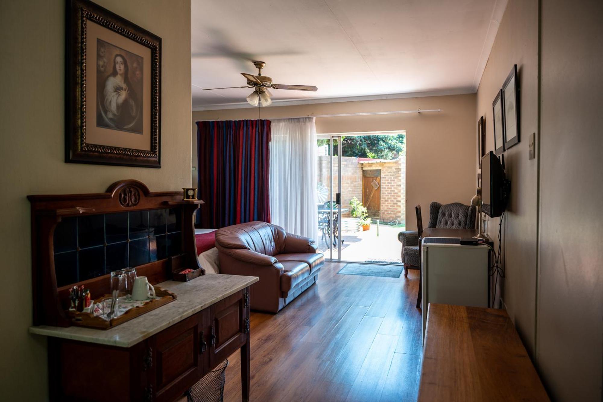Asante Guest House バンダービールパーク エクステリア 写真