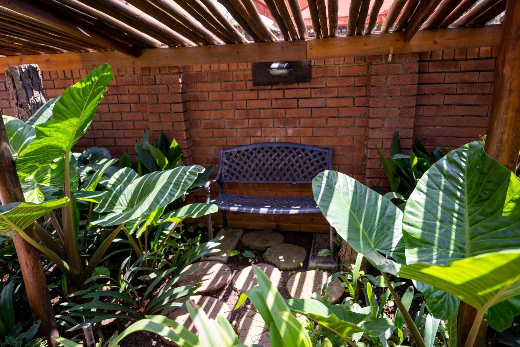 Asante Guest House バンダービールパーク エクステリア 写真